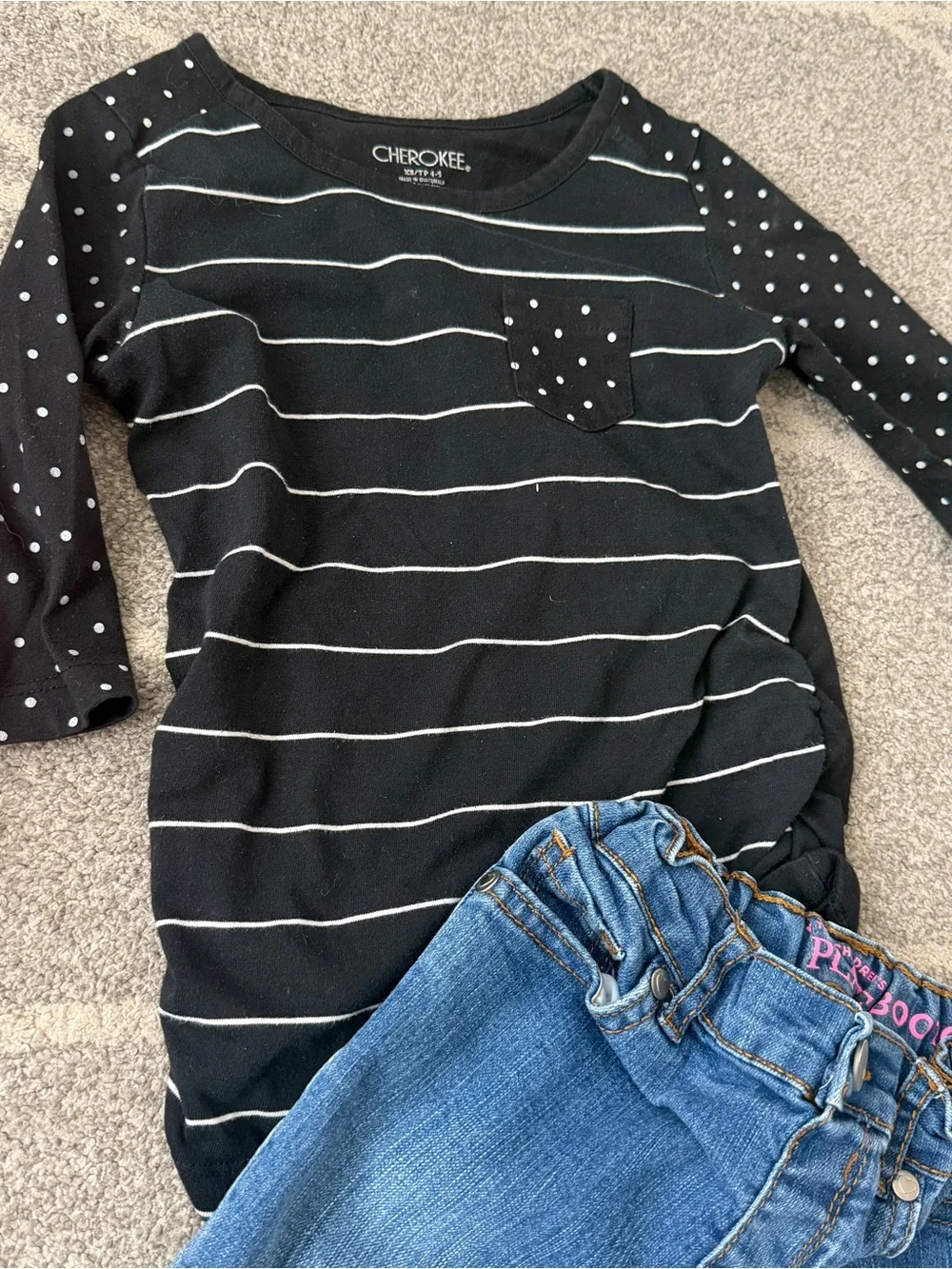 Size 4T outfits - Picture 4 of 8